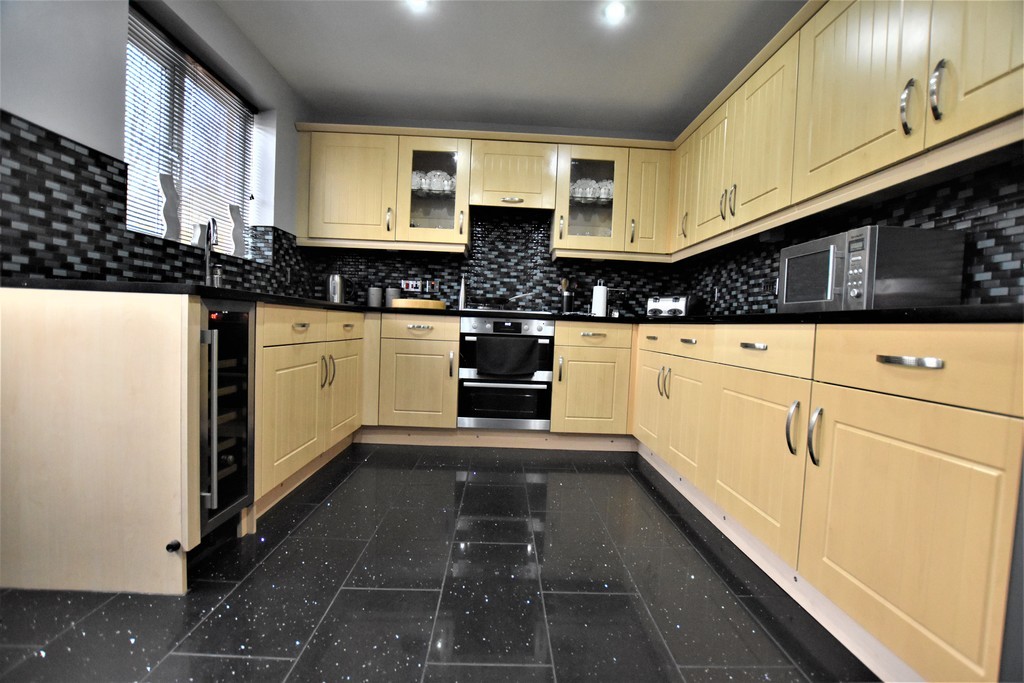 Images for Laurel Avenue, Bolton EAID:0c021585af0b9d676445b7c53ff3beb9 BID:1