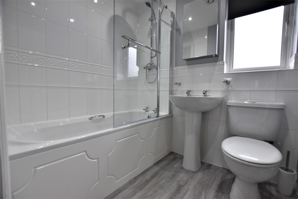 Images for Laurel Avenue, Bolton EAID:0c021585af0b9d676445b7c53ff3beb9 BID:1
