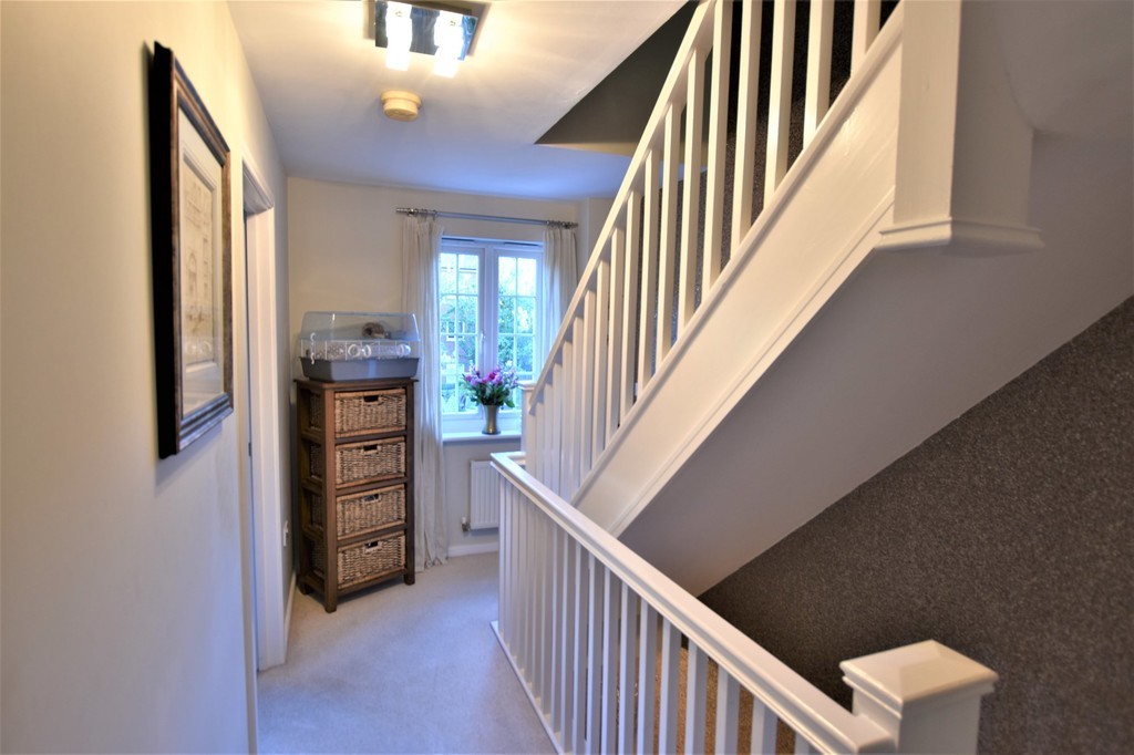 Images for Stoneclough Rise, Radcliffe, Manchester EAID:0c021585af0b9d676445b7c53ff3beb9 BID:1