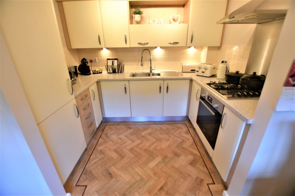 Images for Stoneclough Rise, Radcliffe, Manchester EAID:0c021585af0b9d676445b7c53ff3beb9 BID:1