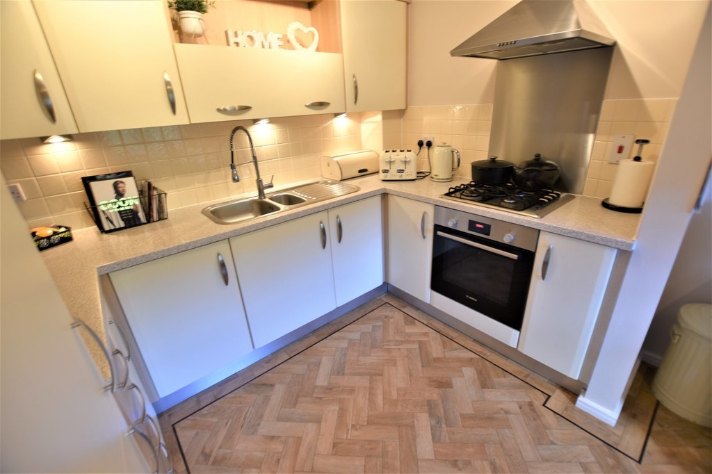 Images for Stoneclough Rise, Radcliffe, Manchester EAID:0c021585af0b9d676445b7c53ff3beb9 BID:1
