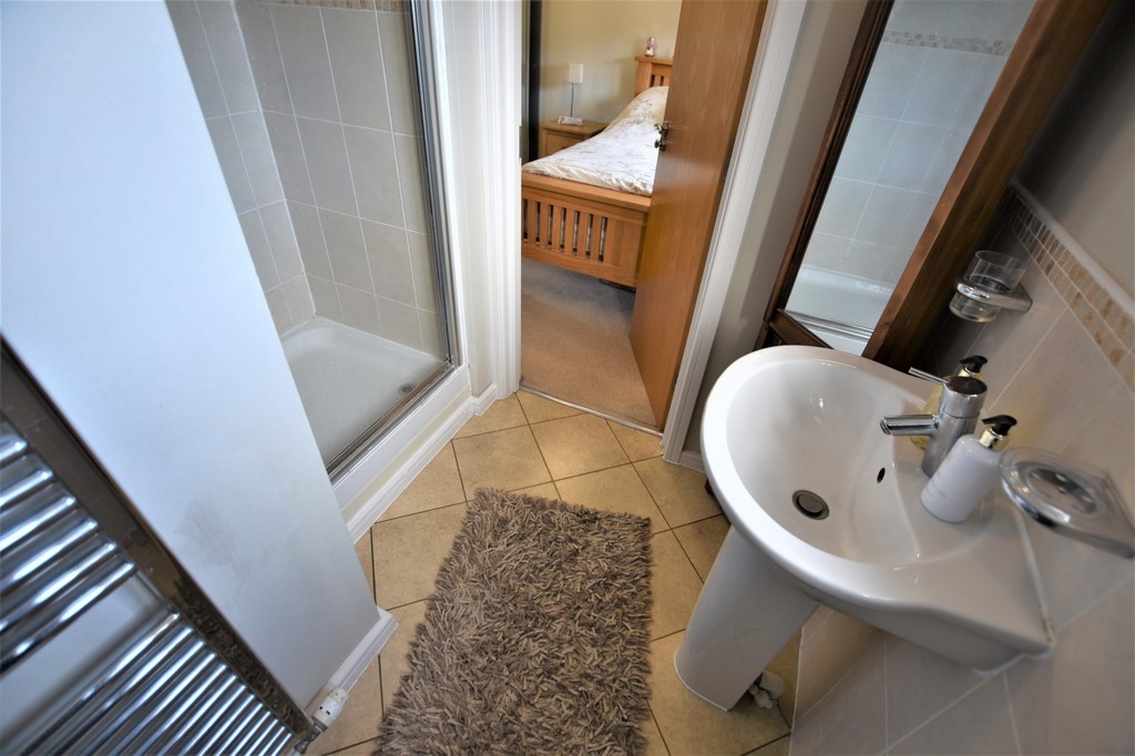 Images for Stoneclough Rise, Radcliffe, Manchester EAID:0c021585af0b9d676445b7c53ff3beb9 BID:1