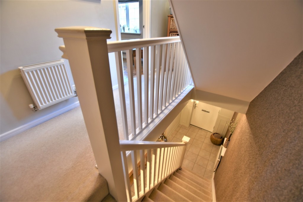 Images for Stoneclough Rise, Radcliffe, Manchester EAID:0c021585af0b9d676445b7c53ff3beb9 BID:1