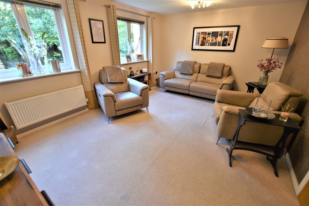 Images for Stoneclough Rise, Radcliffe, Manchester EAID:0c021585af0b9d676445b7c53ff3beb9 BID:1