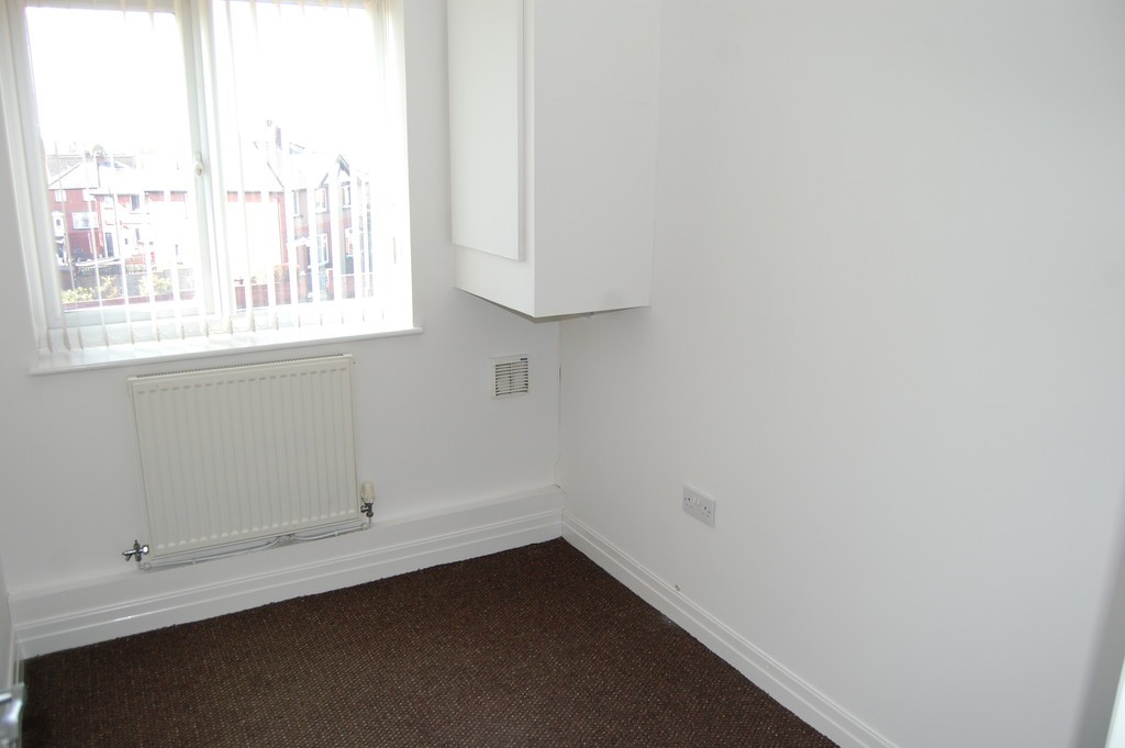 Images for Manchester Road Kearsley Bolton Lancashire EAID:0c021585af0b9d676445b7c53ff3beb9 BID:1