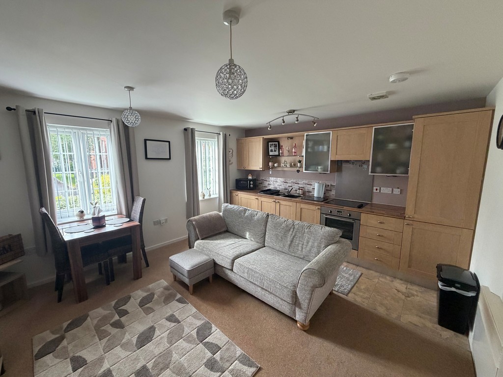 Images for Mill Court Drive Radcliffe Manchester Lancashire EAID:0c021585af0b9d676445b7c53ff3beb9 BID:1