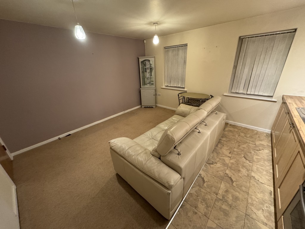 Images for Mill Court Drive Radcliffe Manchester Lancashire EAID:0c021585af0b9d676445b7c53ff3beb9 BID:1