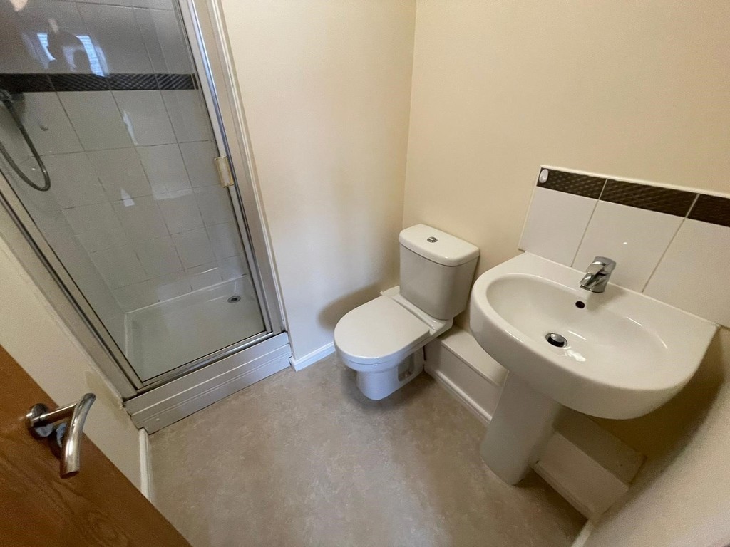 Images for Brathey Place Radcliffe Manchester Lancashire EAID:0c021585af0b9d676445b7c53ff3beb9 BID:1