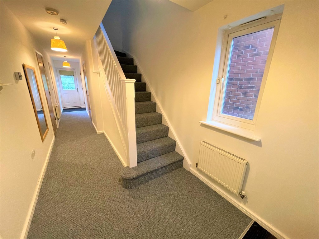 Images for Langbourne Close Radcliffe Manchester Lancashire EAID:0c021585af0b9d676445b7c53ff3beb9 BID:1