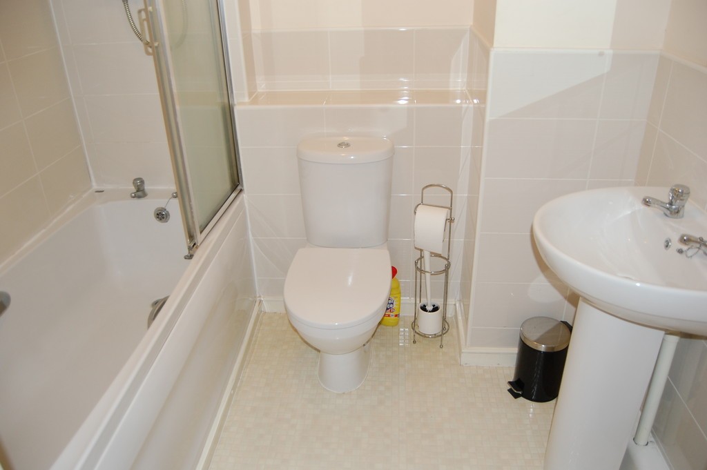 Images for Sunningdale Court Little Lever Bolton Lancashire EAID:0c021585af0b9d676445b7c53ff3beb9 BID:1