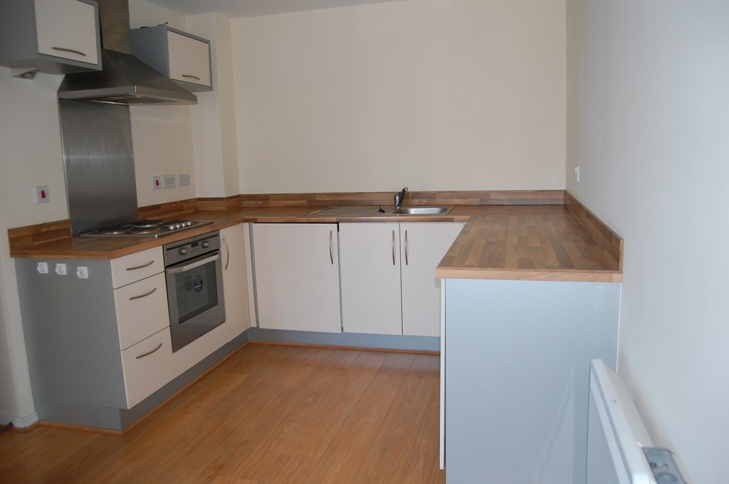 Images for The Decks  Runcorn Cheshire EAID:0c021585af0b9d676445b7c53ff3beb9 BID:1