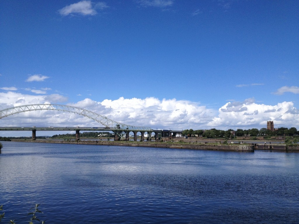 Images for The Decks  Runcorn Cheshire EAID:0c021585af0b9d676445b7c53ff3beb9 BID:1