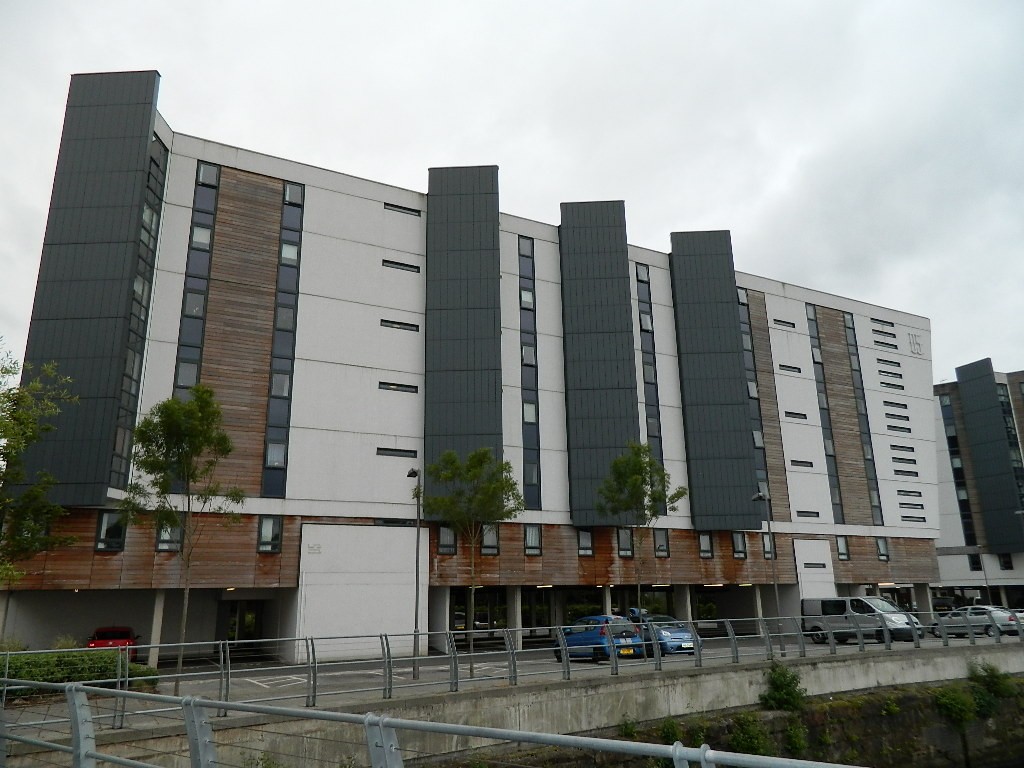 Images for The Decks  Runcorn Cheshire EAID:0c021585af0b9d676445b7c53ff3beb9 BID:1