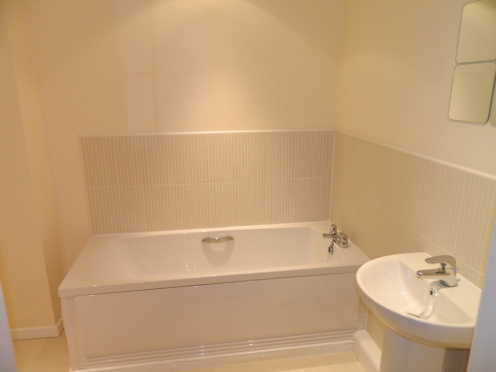 Images for The Decks  Runcorn Cheshire EAID:0c021585af0b9d676445b7c53ff3beb9 BID:1
