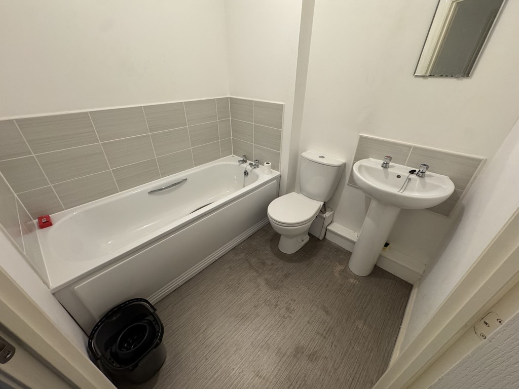 Images for Astley Brook Close  Bolton Lancashire EAID:0c021585af0b9d676445b7c53ff3beb9 BID:1