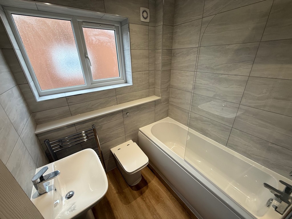 Images for Chester Avenue Little Lever Bolton Lancashire EAID:0c021585af0b9d676445b7c53ff3beb9 BID:1