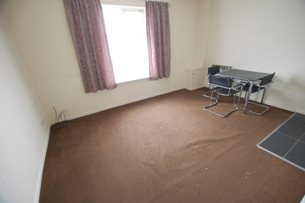 Images for Market Street Little Lever Bolton Lancashire EAID:0c021585af0b9d676445b7c53ff3beb9 BID:1