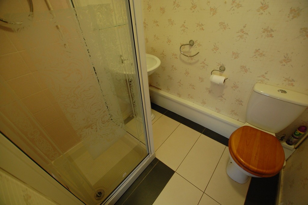 Images for Market Street Little Lever Bolton Lancashire EAID:0c021585af0b9d676445b7c53ff3beb9 BID:1