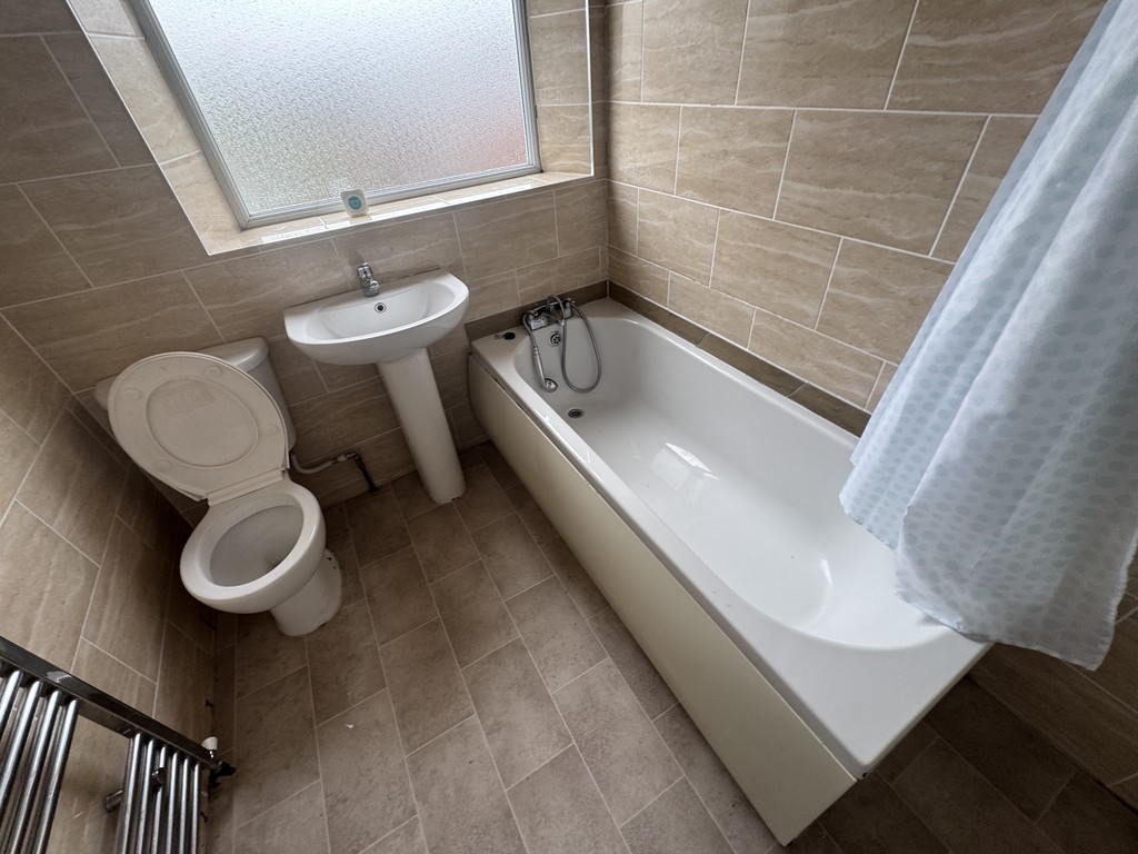 Images for Empire Road  Bolton Lancashire EAID:0c021585af0b9d676445b7c53ff3beb9 BID:1