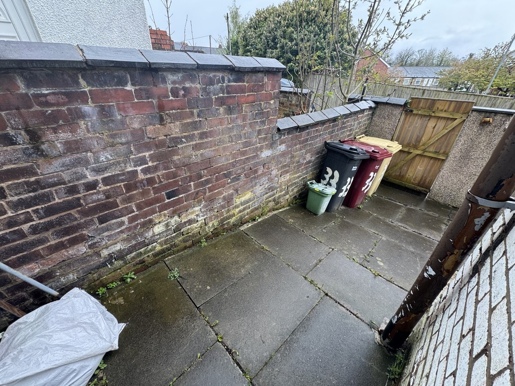 Images for Empire Road  Bolton Lancashire EAID:0c021585af0b9d676445b7c53ff3beb9 BID:1