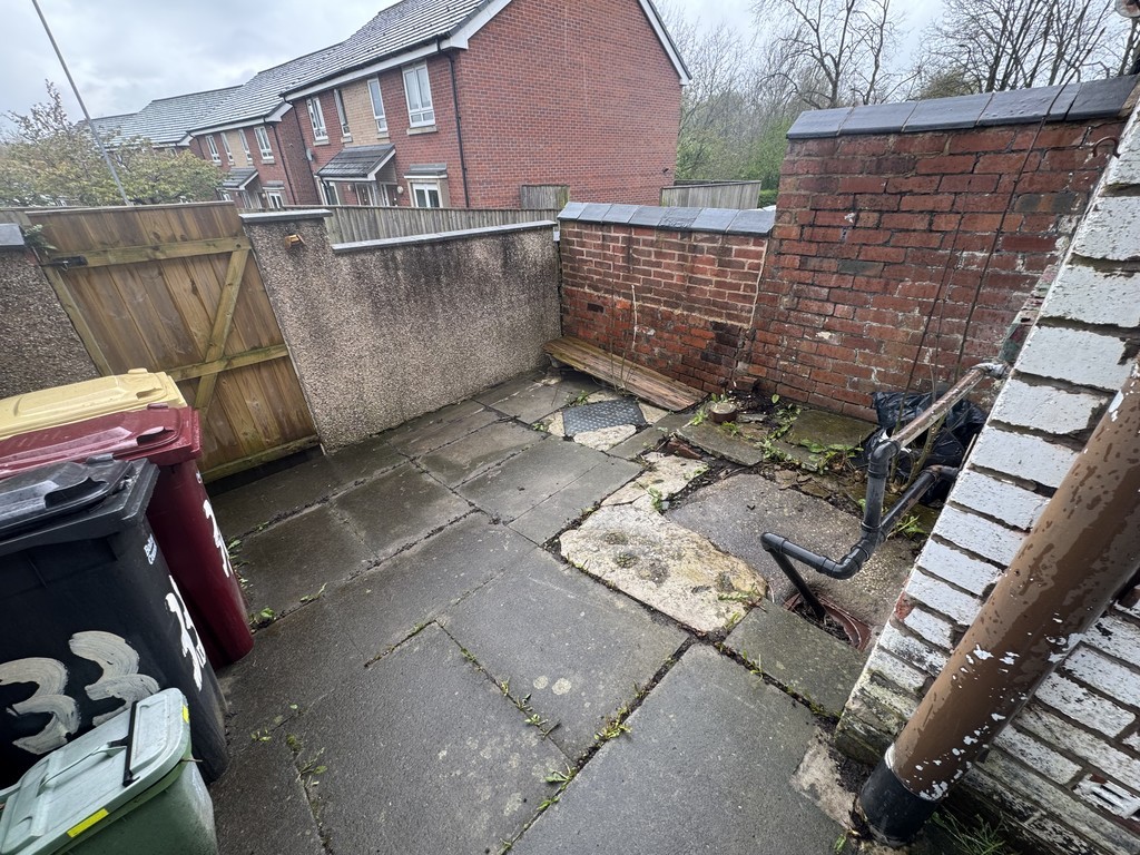 Images for Empire Road  Bolton Lancashire EAID:0c021585af0b9d676445b7c53ff3beb9 BID:1