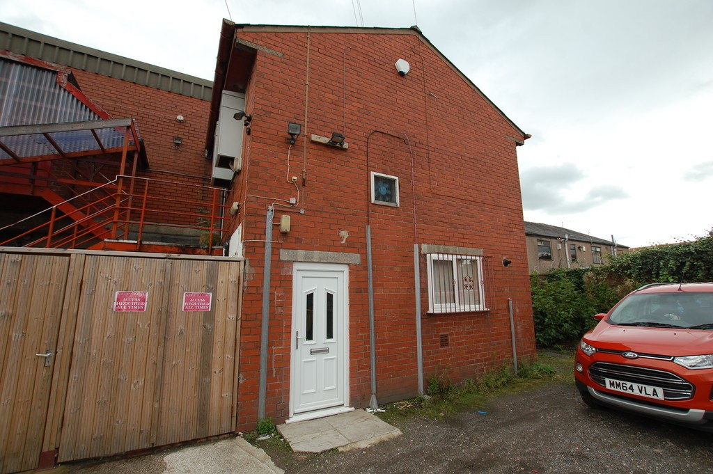 Images for Longcauseway Farnworth Bolton Lancashire EAID:0c021585af0b9d676445b7c53ff3beb9 BID:1