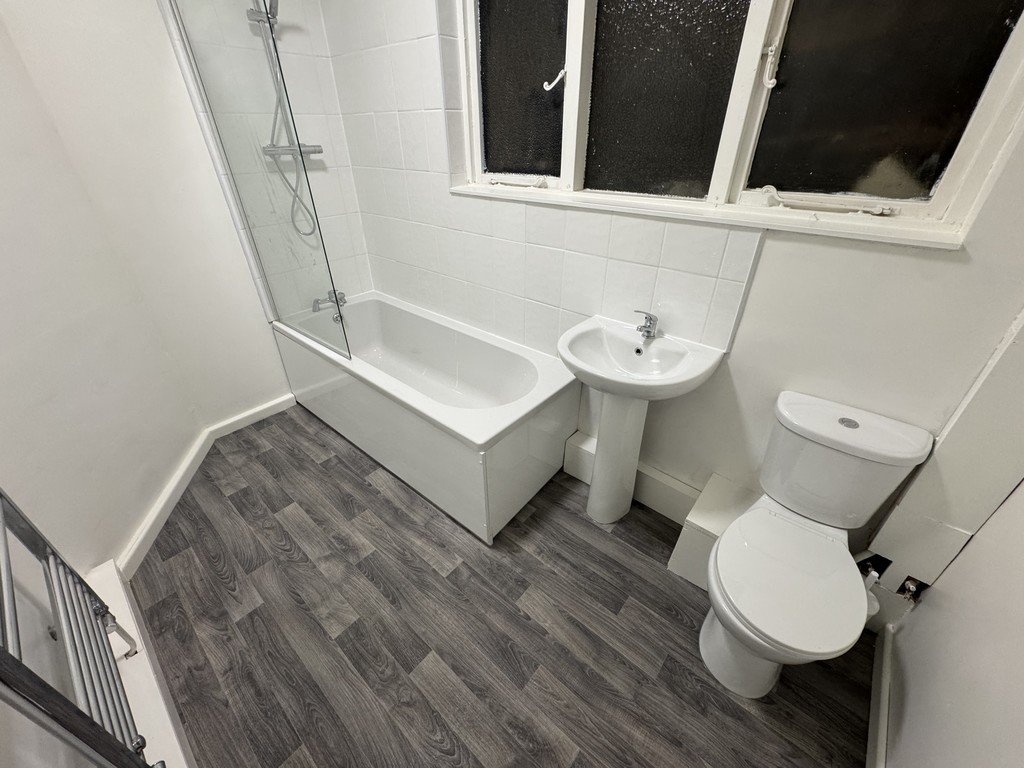 Images for Longcauseway Farnworth Bolton Lancashire EAID:0c021585af0b9d676445b7c53ff3beb9 BID:1