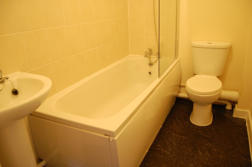 Images for Maybreck Close  Bolton Lancashire EAID:0c021585af0b9d676445b7c53ff3beb9 BID:1