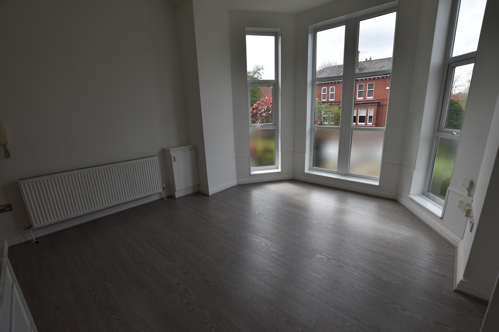 Images for Flat 2 30 Park Road EAID:0c021585af0b9d676445b7c53ff3beb9 BID:1