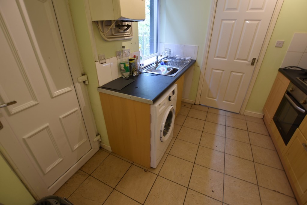 Images for St Georges Road  Bolton Lancashire EAID:0c021585af0b9d676445b7c53ff3beb9 BID:1