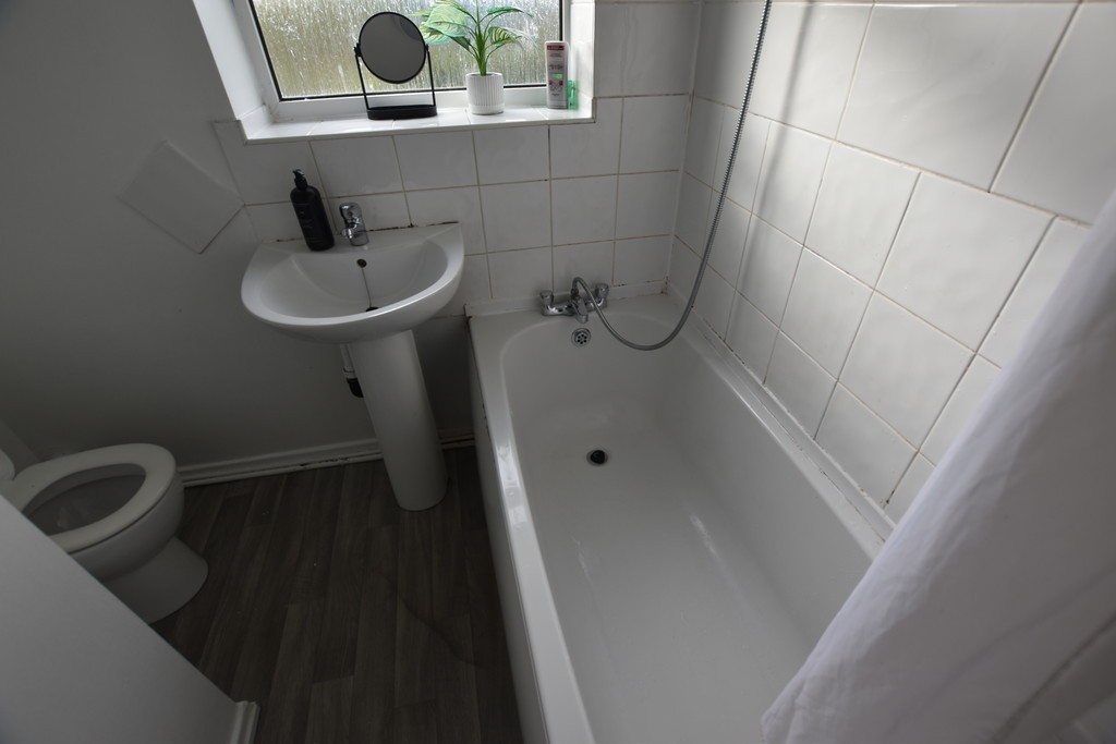 Images for Bain Street Swinton Manchester Greater Manchester EAID:0c021585af0b9d676445b7c53ff3beb9 BID:1