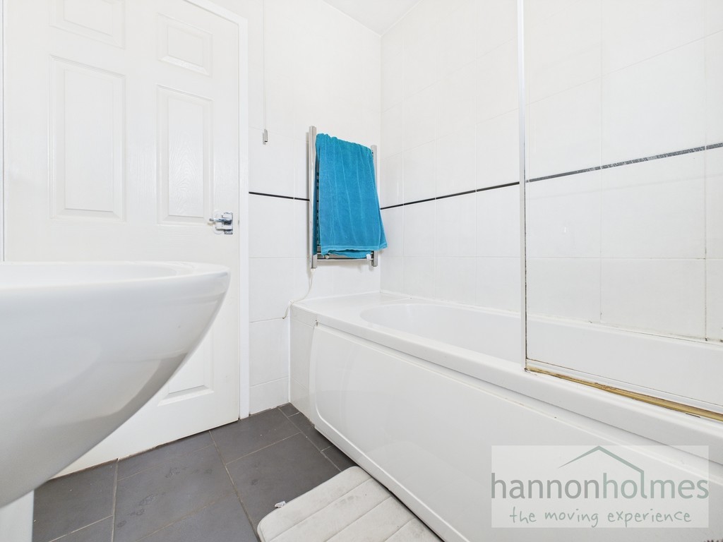 Images for Ladyshore Road Little Lever Bolton Lancashire EAID:0c021585af0b9d676445b7c53ff3beb9 BID:1