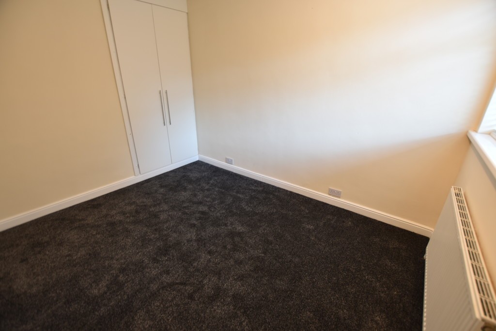 Images for Roslin Gardens, Bolton EAID:0c021585af0b9d676445b7c53ff3beb9 BID:1
