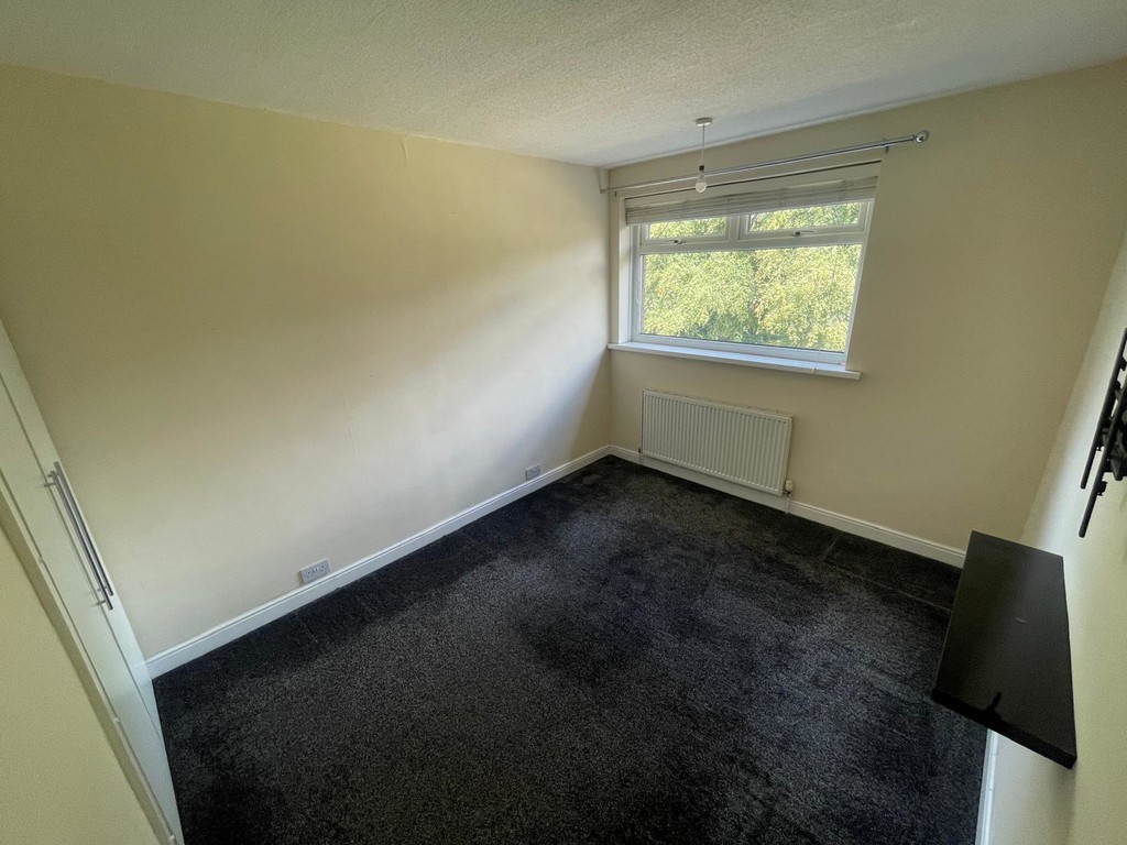 Images for Roslin Gardens, Bolton EAID:0c021585af0b9d676445b7c53ff3beb9 BID:1