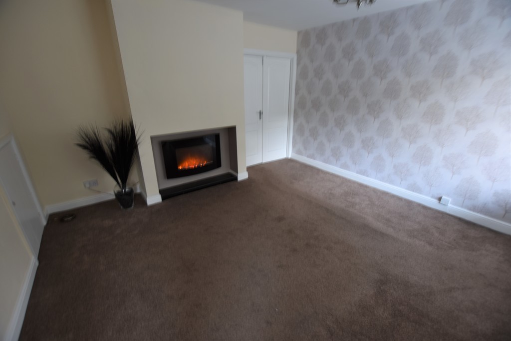 Images for Roslin Gardens, Bolton EAID:0c021585af0b9d676445b7c53ff3beb9 BID:1