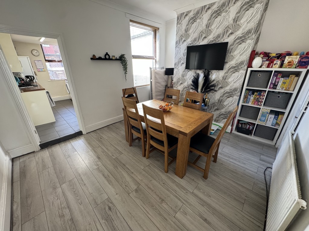 Images for Clarendon Road, Swinton, Manchester EAID:0c021585af0b9d676445b7c53ff3beb9 BID:1