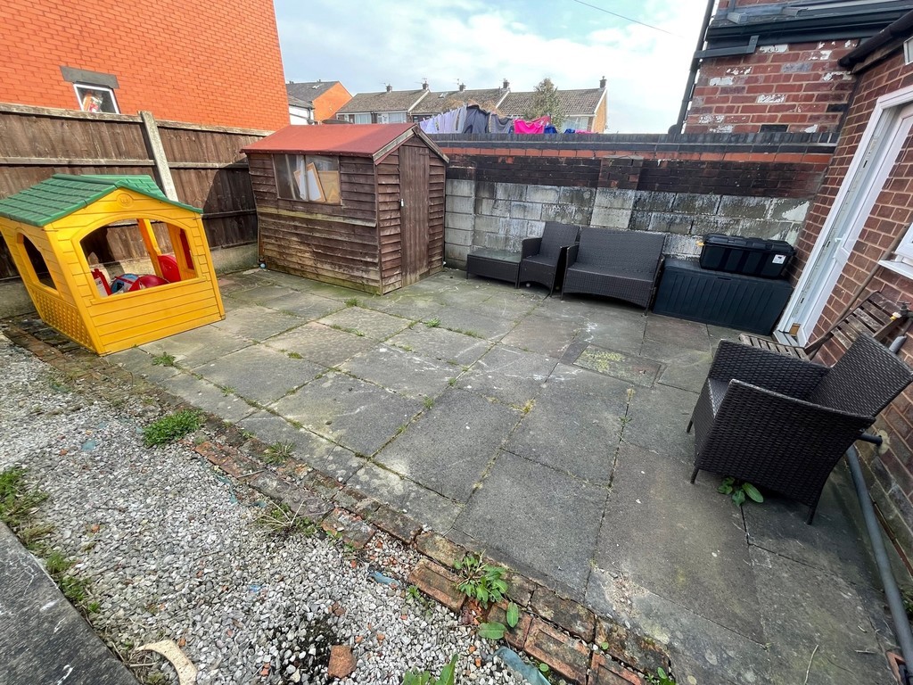 Images for Ladyshore Road, Little Lever, Bolton EAID:0c021585af0b9d676445b7c53ff3beb9 BID:1