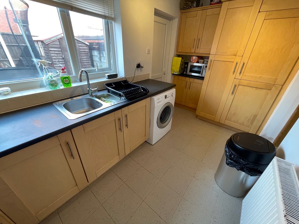 Images for Ladyshore Road, Little Lever, Bolton EAID:0c021585af0b9d676445b7c53ff3beb9 BID:1