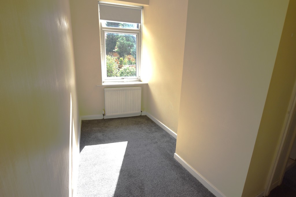 Images for Lostock, Bolton EAID:0c021585af0b9d676445b7c53ff3beb9 BID:1