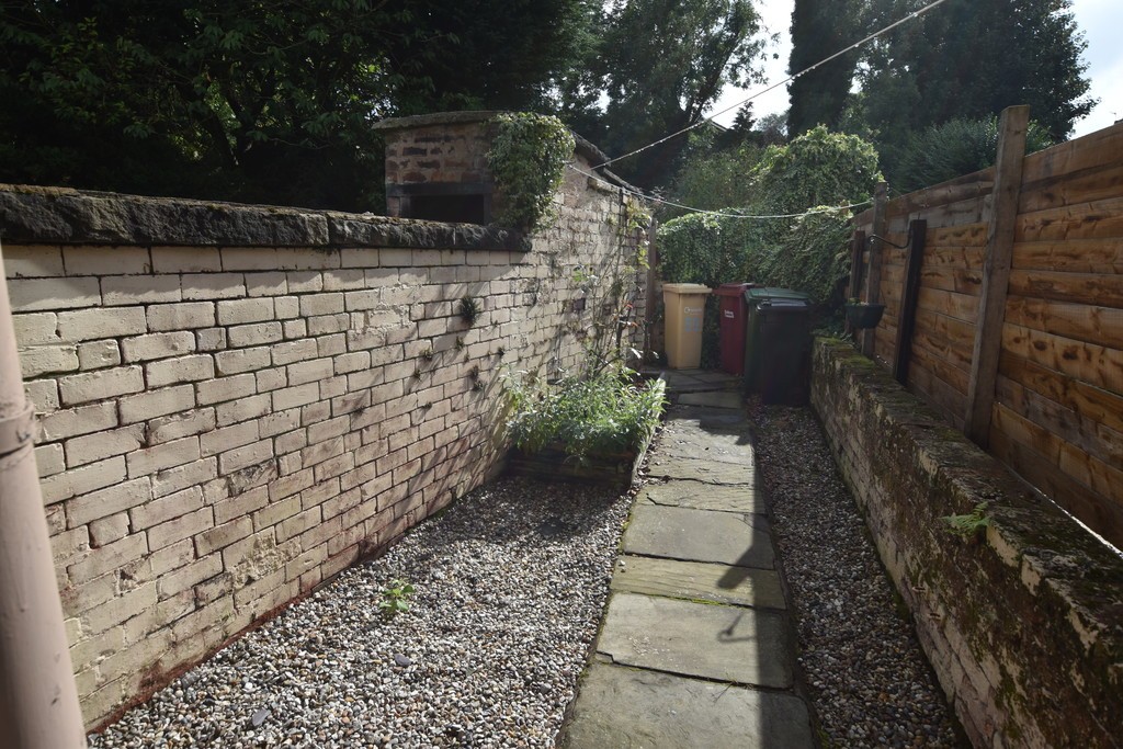 Images for Lostock, Bolton EAID:0c021585af0b9d676445b7c53ff3beb9 BID:1