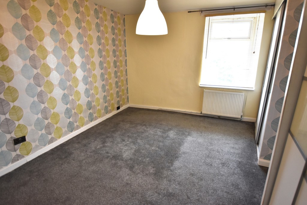 Images for Lostock, Bolton EAID:0c021585af0b9d676445b7c53ff3beb9 BID:1