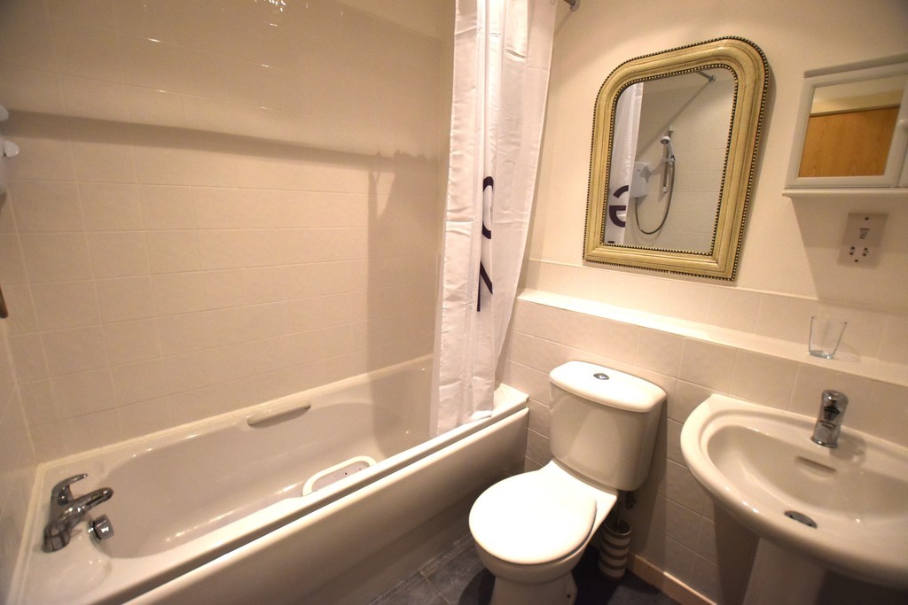 Images for Swinton, Manchester EAID:0c021585af0b9d676445b7c53ff3beb9 BID:1