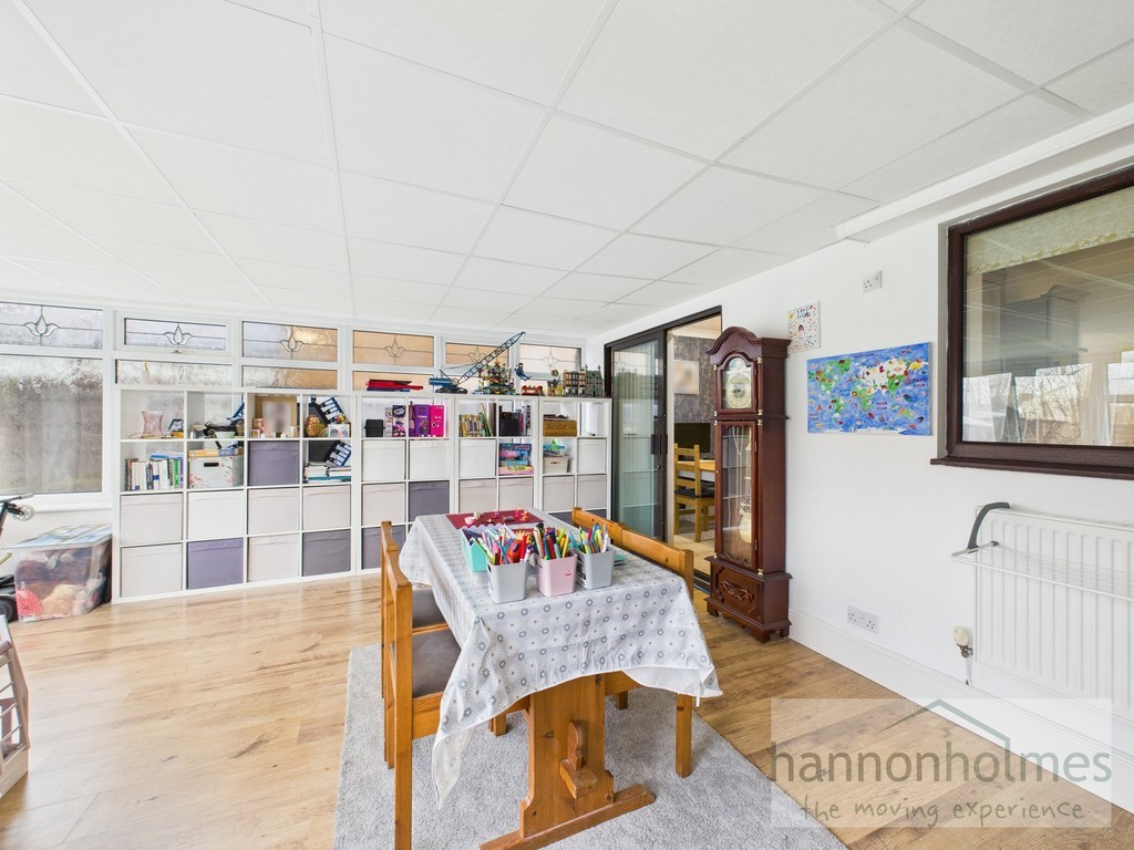 Images for Burghley Drive, Radcliffe, Manchester EAID:0c021585af0b9d676445b7c53ff3beb9 BID:1