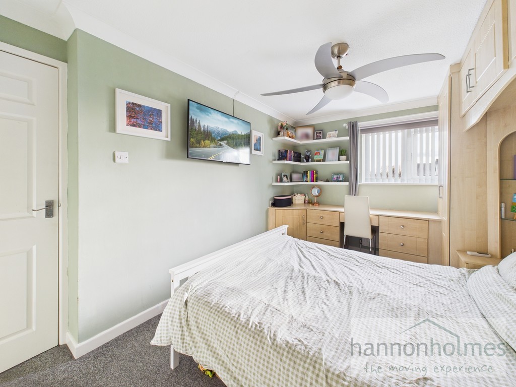 Images for Burghley Drive, Radcliffe, Manchester EAID:0c021585af0b9d676445b7c53ff3beb9 BID:1