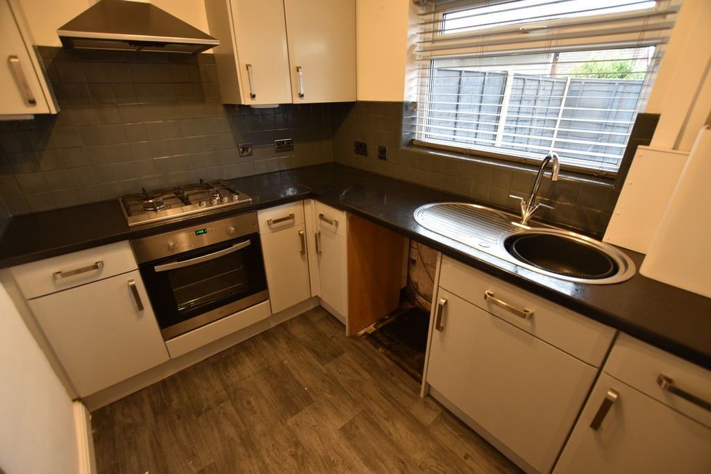 Images for Church Street, Little Lever, Bolton EAID:0c021585af0b9d676445b7c53ff3beb9 BID:1