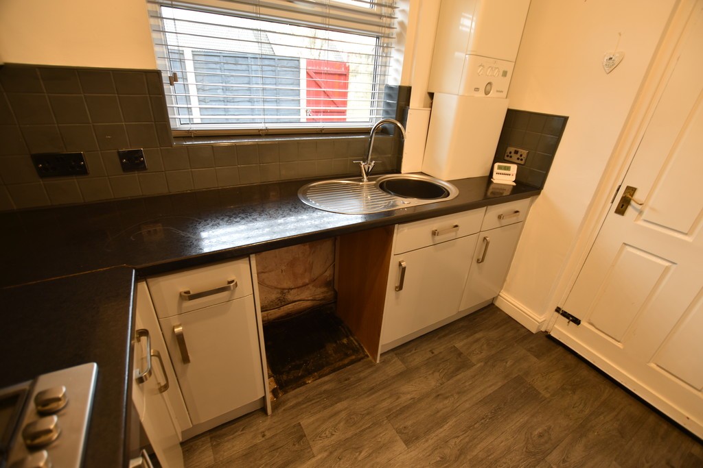 Images for Church Street, Little Lever, Bolton EAID:0c021585af0b9d676445b7c53ff3beb9 BID:1