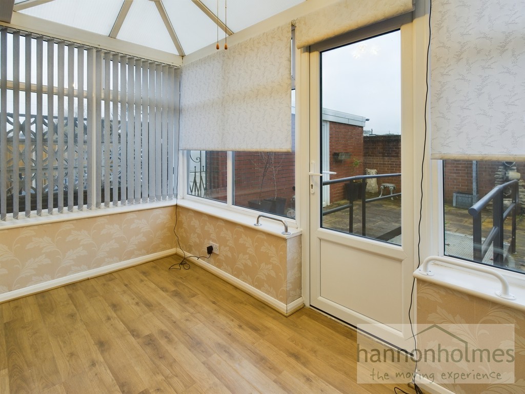Images for Aintree Road, Little Lever, Bolton EAID:0c021585af0b9d676445b7c53ff3beb9 BID:1