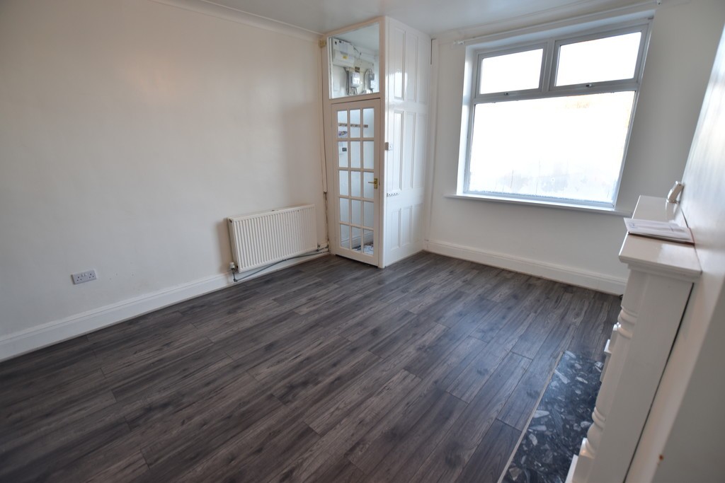 Images for St. Marys Road, Worsley, Manchester EAID:0c021585af0b9d676445b7c53ff3beb9 BID:1