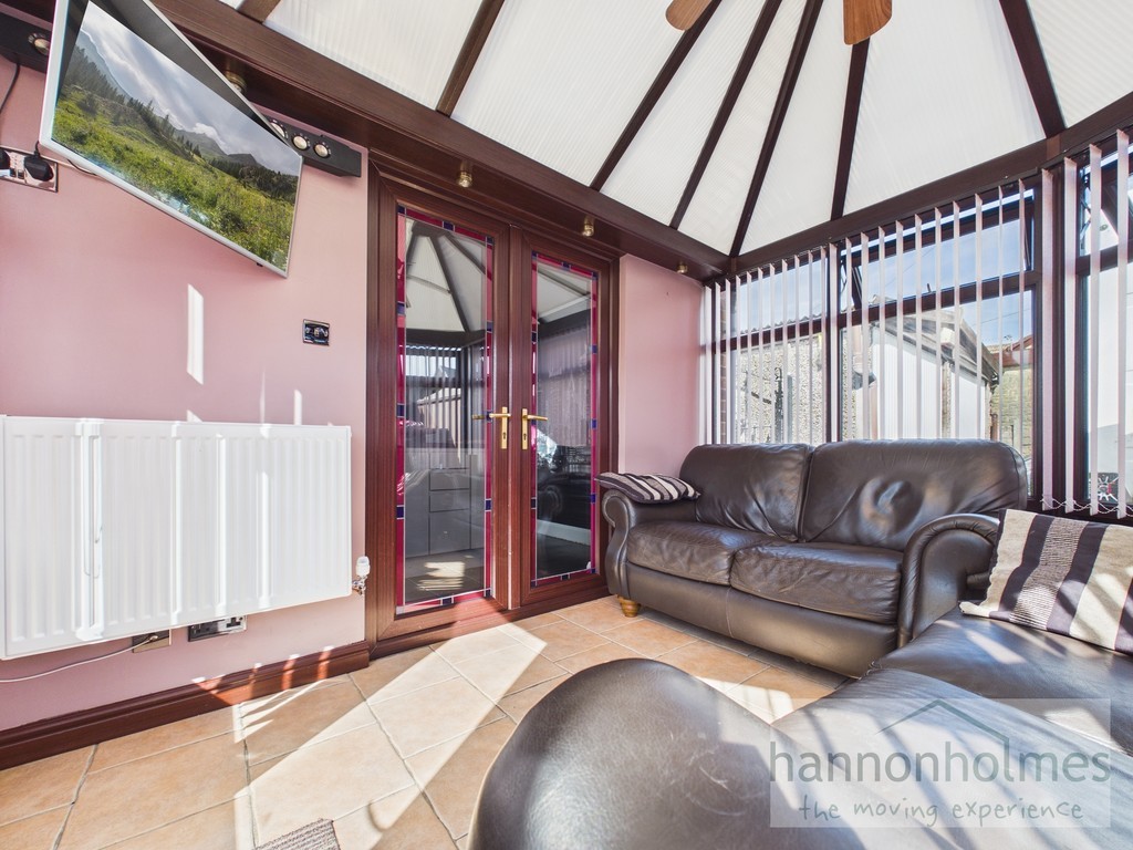 Images for Aintree Road, Little Lever, Bolton EAID:0c021585af0b9d676445b7c53ff3beb9 BID:1