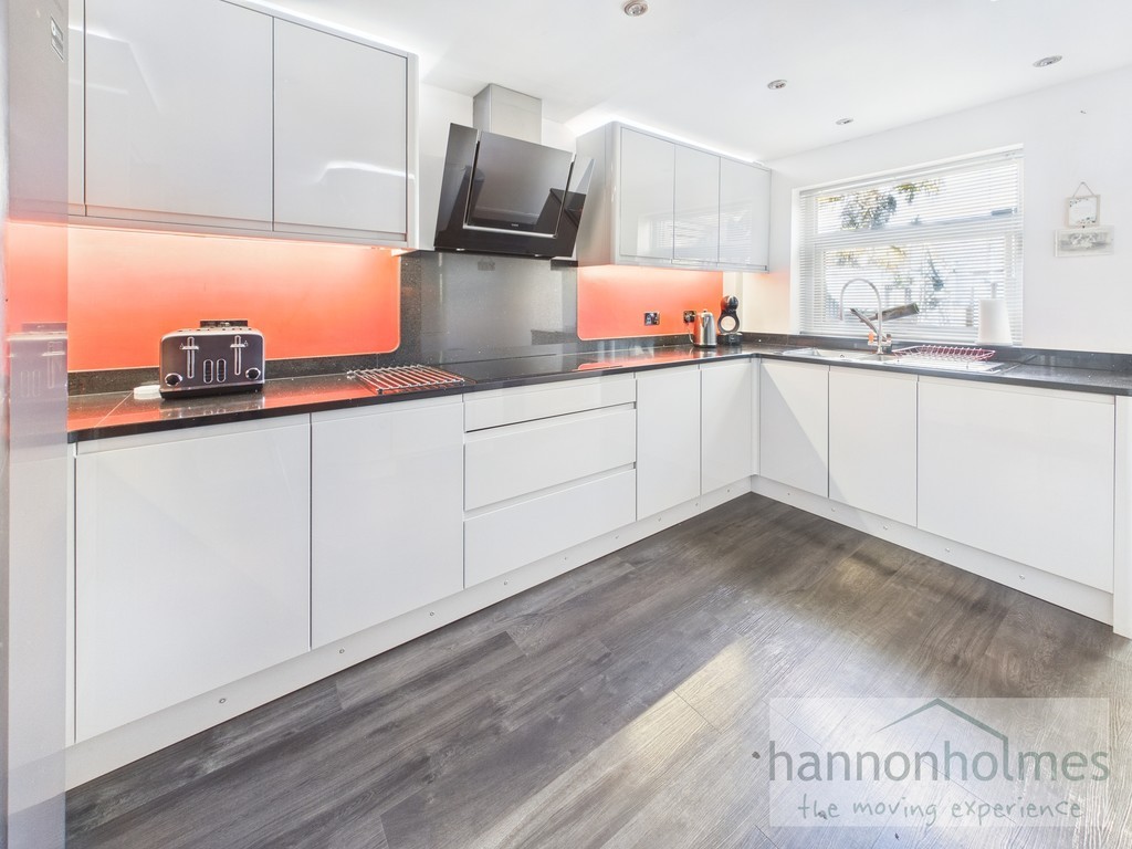 Images for Aintree Road, Little Lever, Bolton EAID:0c021585af0b9d676445b7c53ff3beb9 BID:1